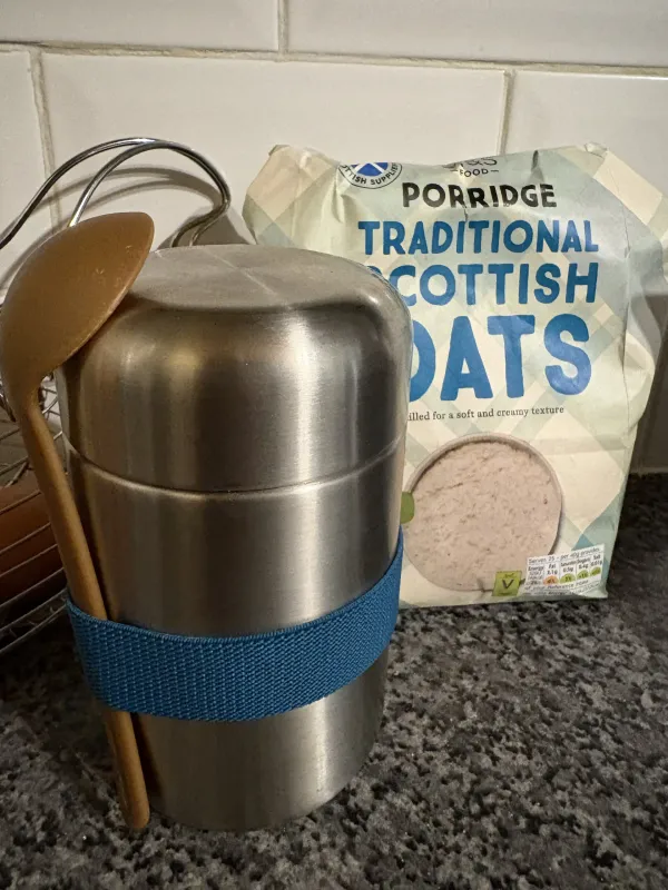 a picture of rolled oats and a container